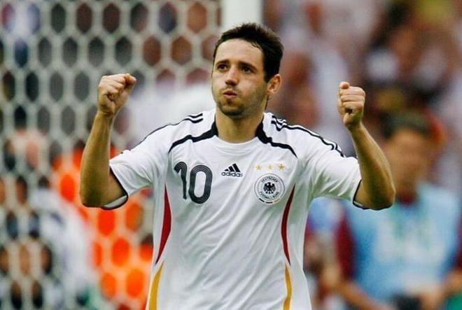 许多年轻选 许多年轻选