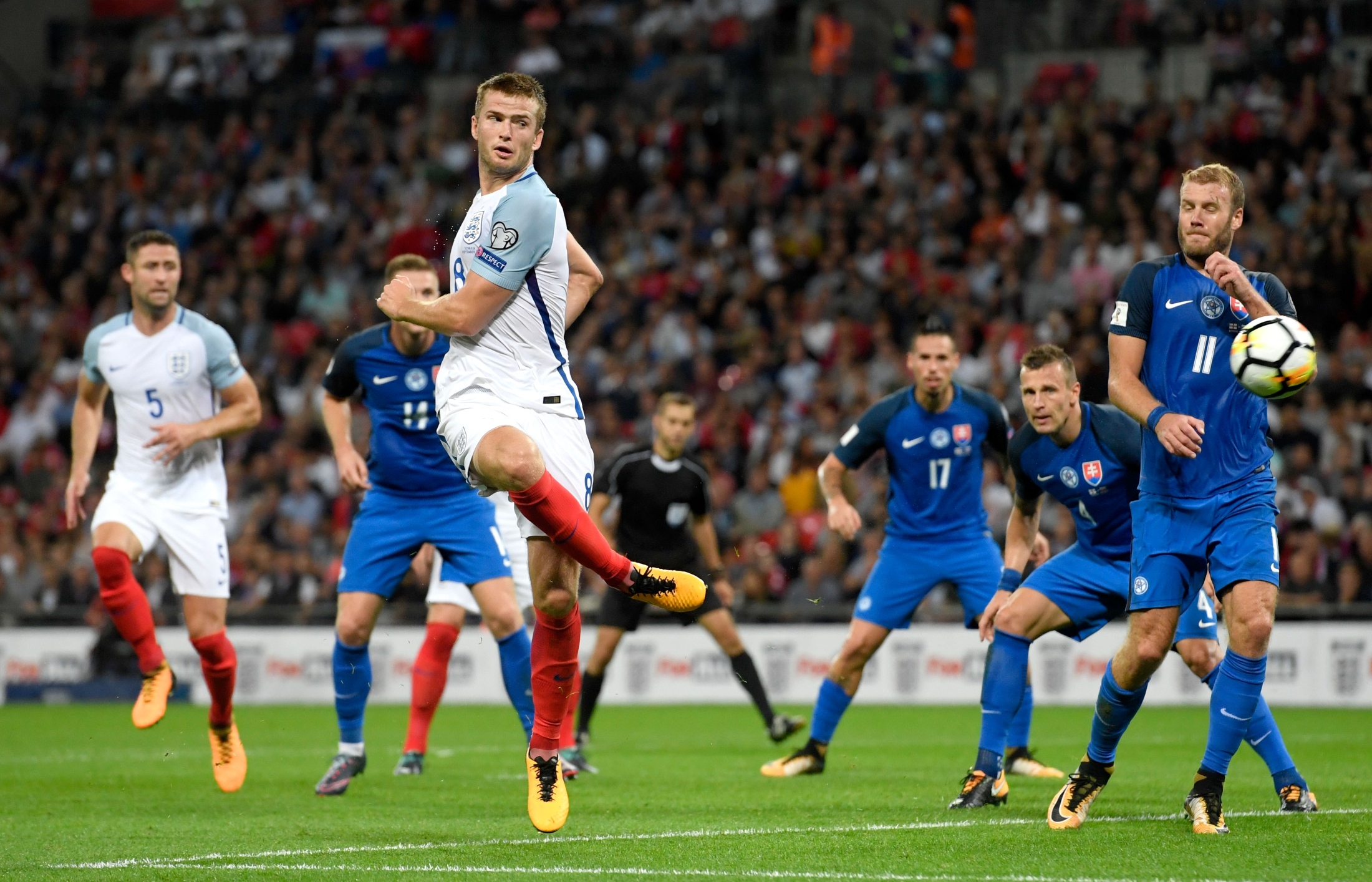 一所致力于 一所致力于