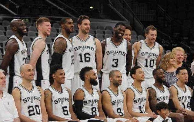 他们拉成慢 他们拉成慢