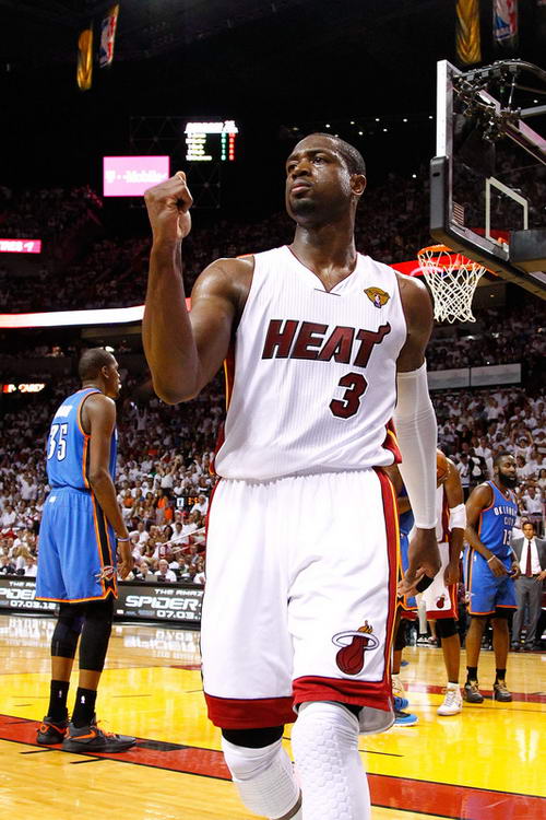 ＂布克绝杀雷霆；卢卡+勒布朗二人转；约基奇的价值